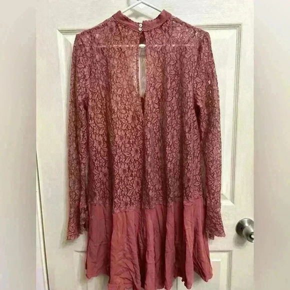Free People Lace Top Tunic Mini Dress. Secret Origins Dusty Mauve Size M - Picture 7 of 7